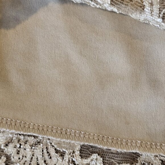 Y2K Boston Proper Biege Tan Cream Lace Cami Tank Spaghetti Strap Camisole‎ - Picture 6 of 9
